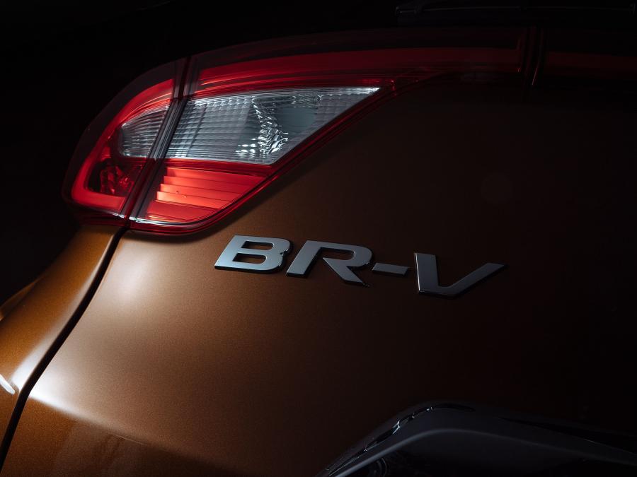 Логотип Honda BR-V 2018 года  (MX) (фото 7 из 28)